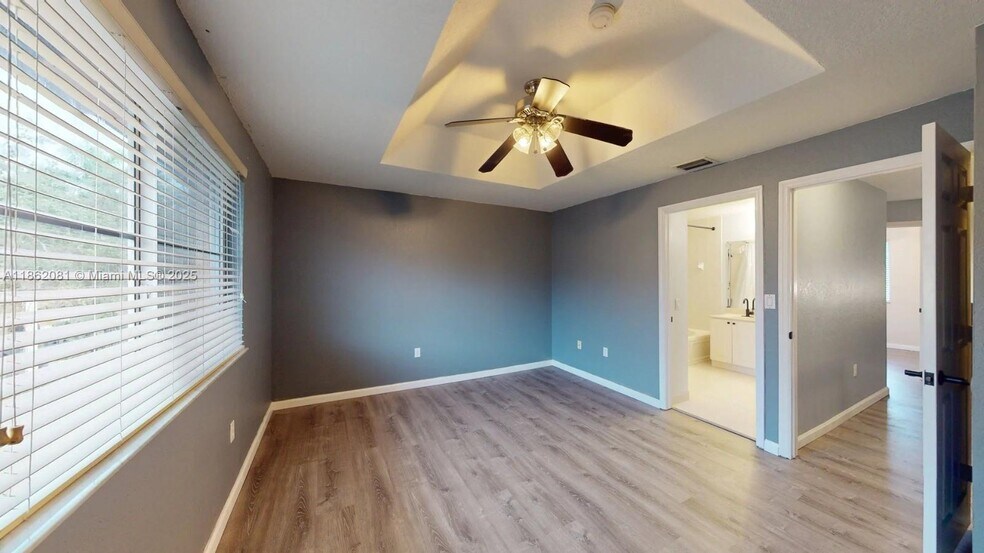 Building Photo - 238 Magnolia Ave