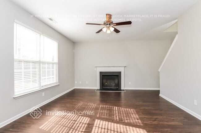 Building Photo - 1206 Bethpage Dr