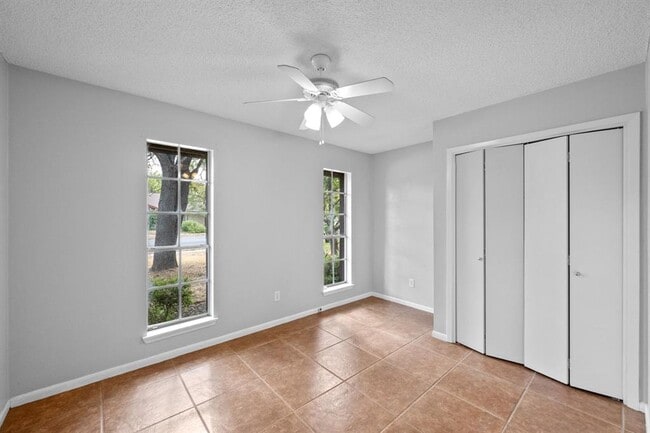 Building Photo - 9502 Gambels Quail Dr