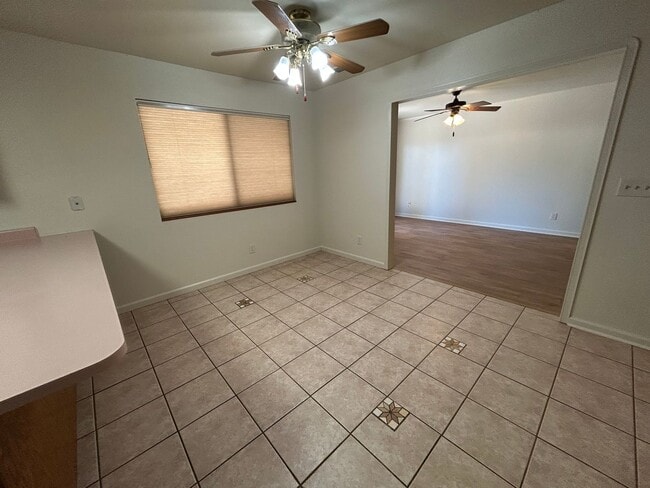 Building Photo - 3 Bedroom Home for Rent in Anderson CA | Large Family Room, 2 Car Garage, Pet Friendly