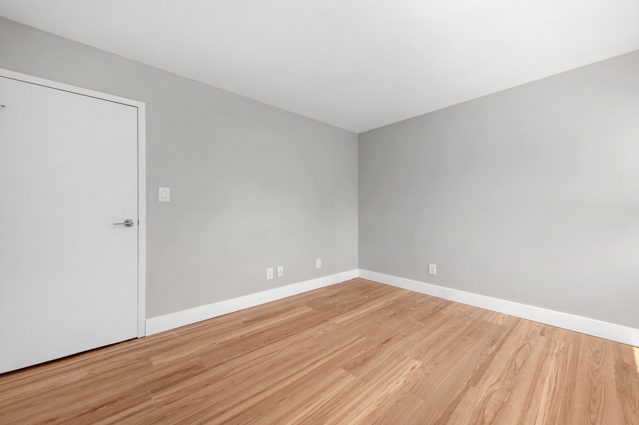 Bedroom - 20333 Detroit Rd