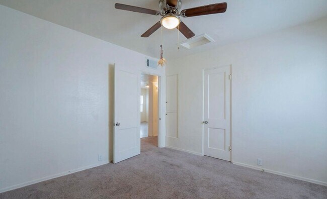 Building Photo - Remodeled 3 bed 2 bath home in Coolidge!