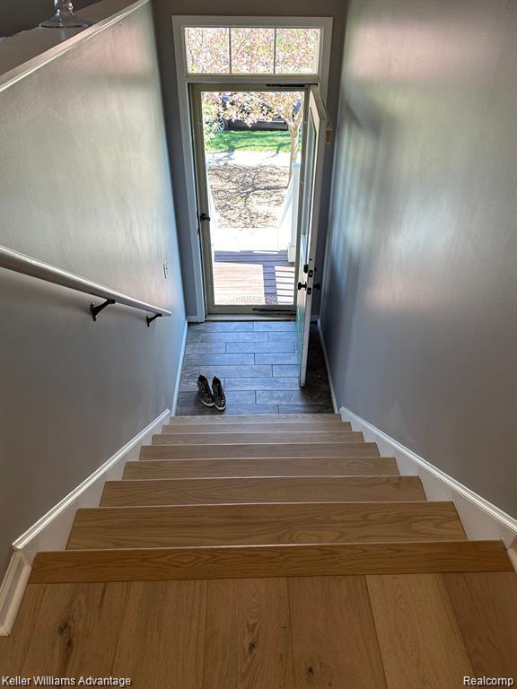 Building Photo - 150 Hamilton St