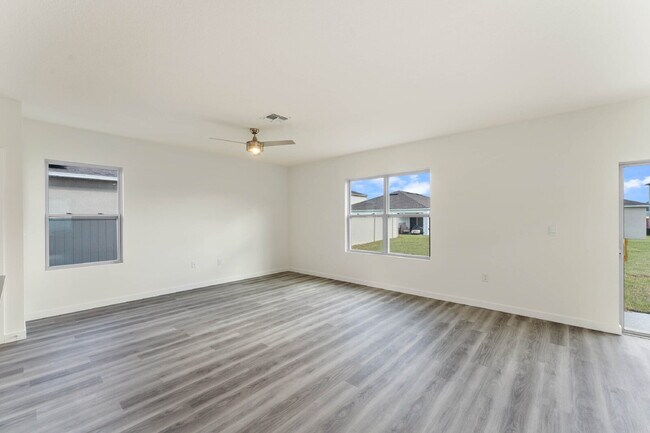 Building Photo - Stylish 4-Bedroomf in Summerly, Saint Cloud - Minutes from Lake Nona. Available after August 10!