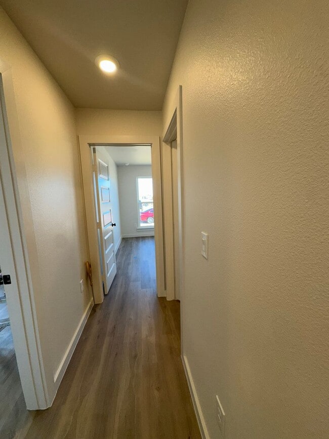 Building Photo - Brand New Construction 3/2/1 in Homestead!!! 1/2 off special  1st month's rent