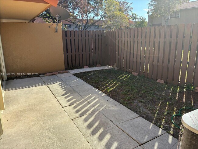 Building Photo - 11611 SW 90th Terrace