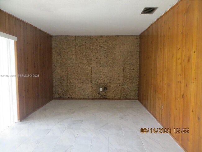 Building Photo - 8570 Sunset Strip