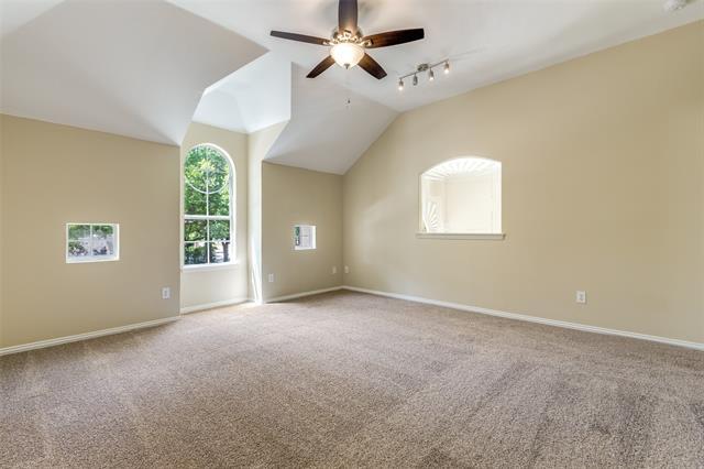Building Photo - 2514 Maywood Ln