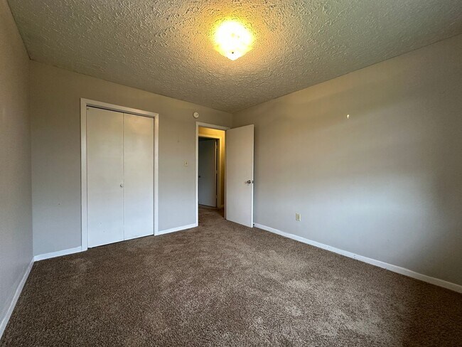 Building Photo - 1041 Kendrick Creek Rd