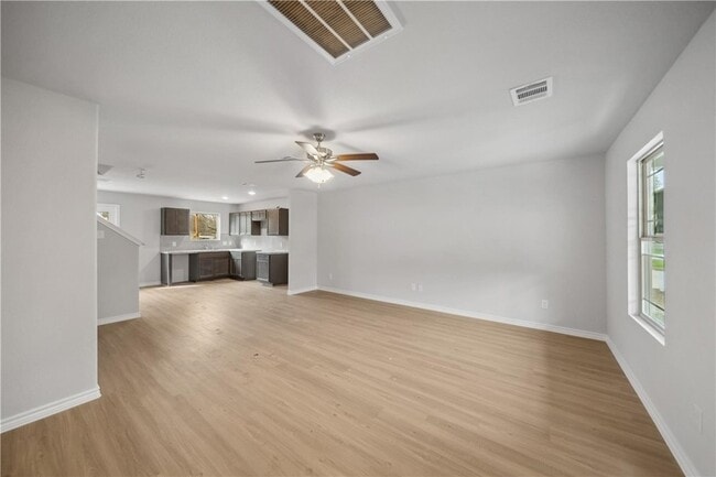Building Photo - 515 16th St