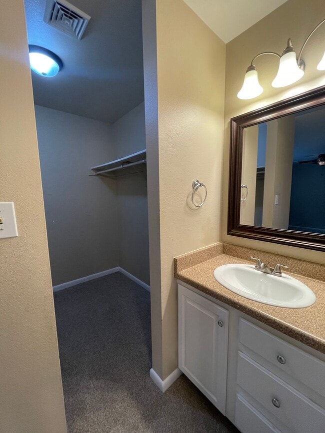 Building Photo - 1269 Solstice Ln