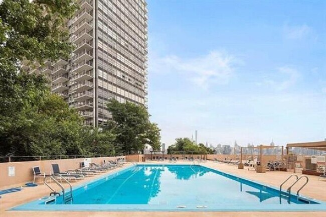 Building Photo - 6040 JFK Blvd E