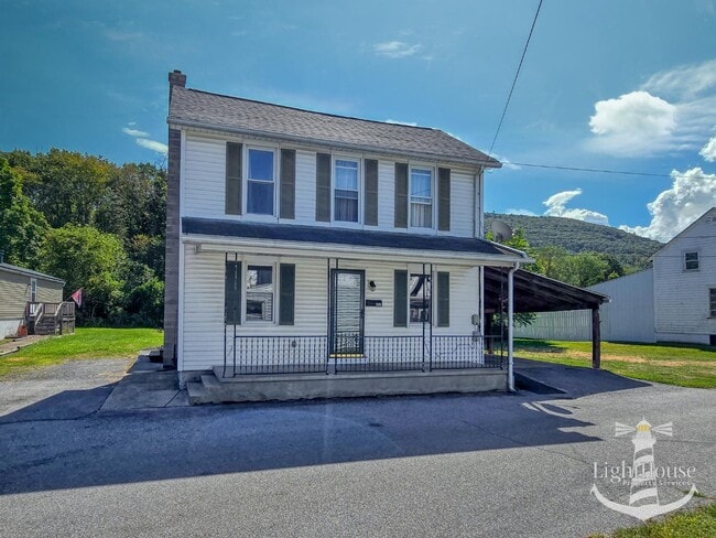Building Photo - 225 Pickwick St