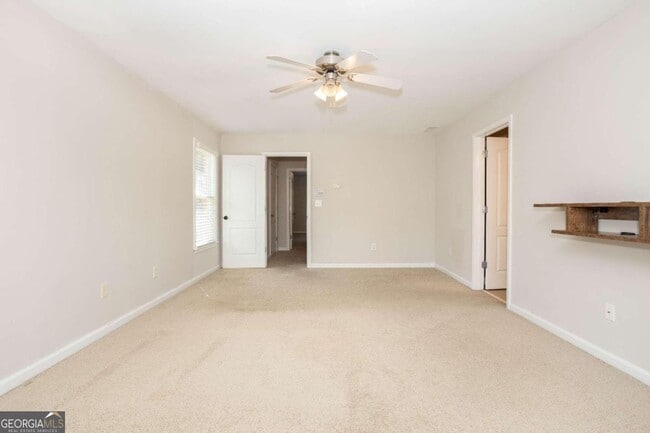 Building Photo - 5905 Oakbrook Lake Ct