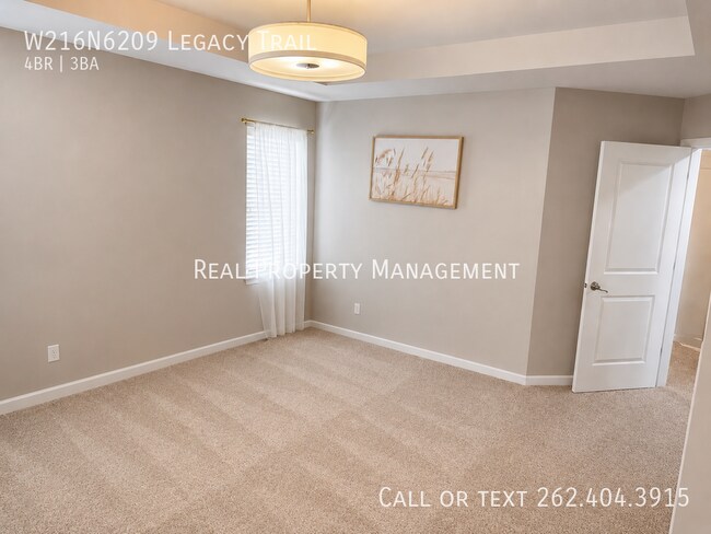 Building Photo - W216N6209 Legacy Trail