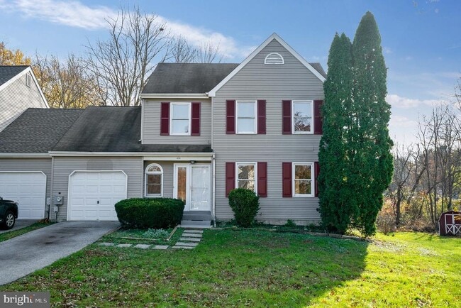 Primary Photo - 414 Windsor Cir