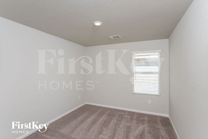 Building Photo - 1826 Morse Way