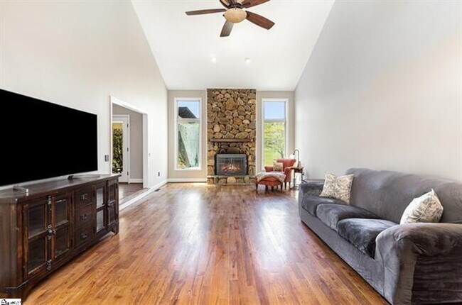 Building Photo - Beautiful Home at the Smithfields Country ...