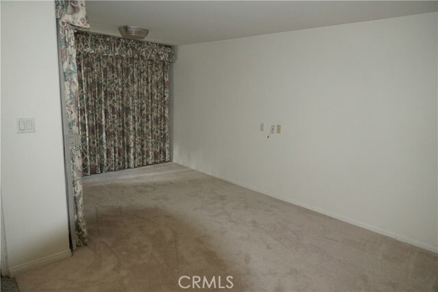 Building Photo - 1200 Oakwood Dr