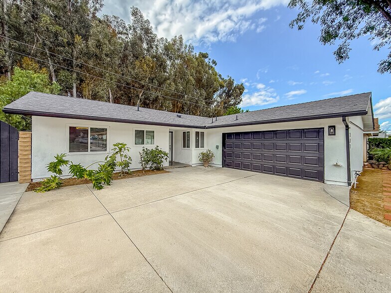 Building Photo - 717 Watson Ave