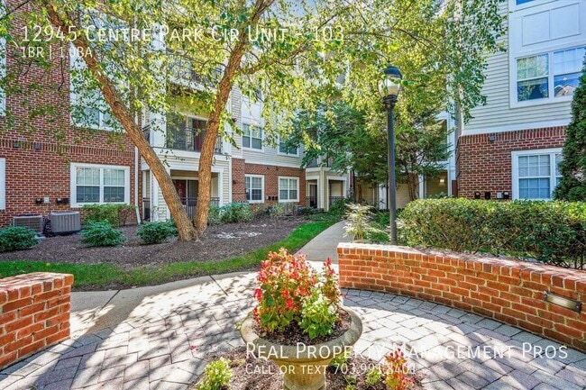 Building Photo - 12945 Centre Park Cir
