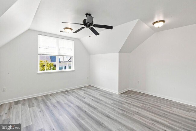 Building Photo - 1824 Cedar Cove Way