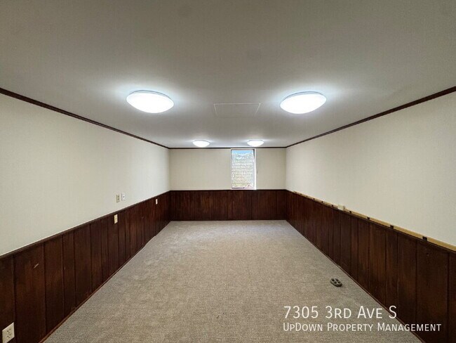 Building Photo - 7305 3rd Ave S