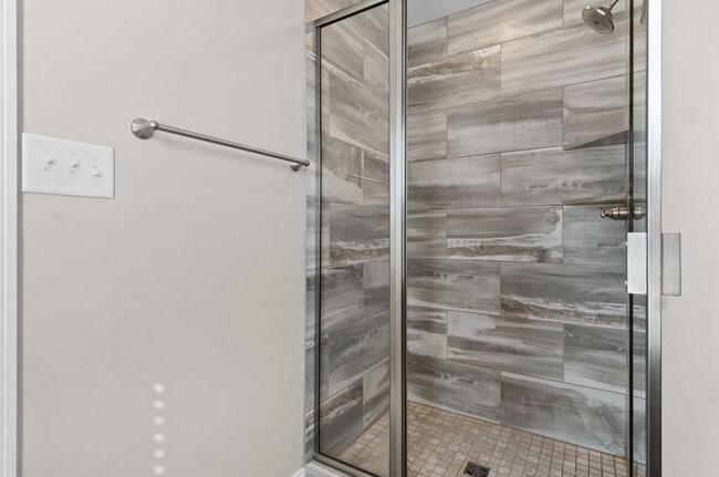 Building Photo - 3 Bedroom 2 1/2 Bath Pet Friendly Home For Rent!