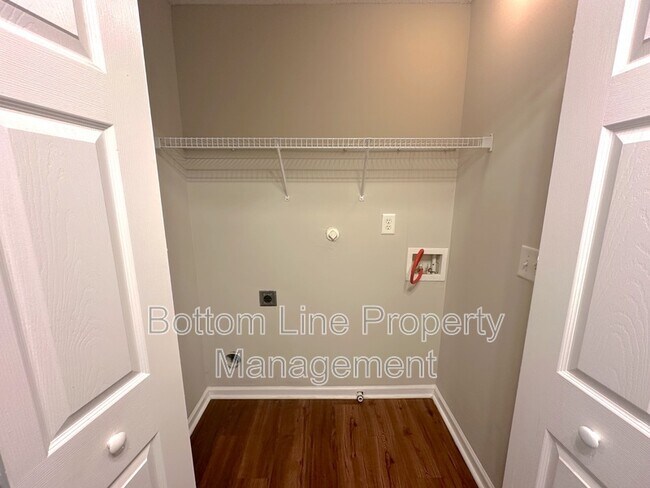 Building Photo - 4249 Orange Tree Ct