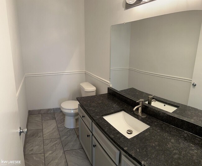 Building Photo - 52156 Antler Dr