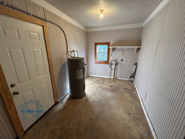 Building Photo - 503 Wills St