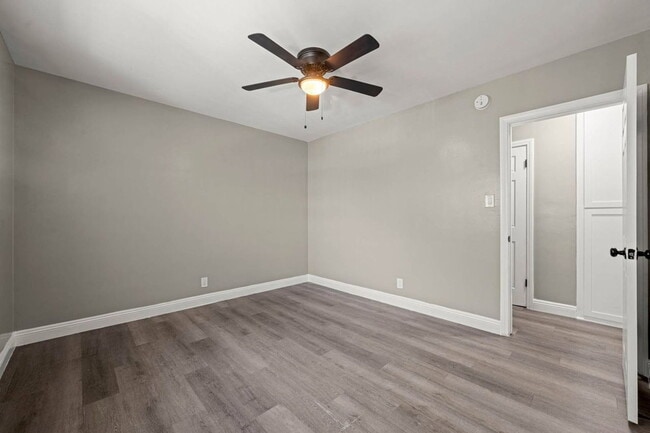 Building Photo - 4024 Gelber Pl