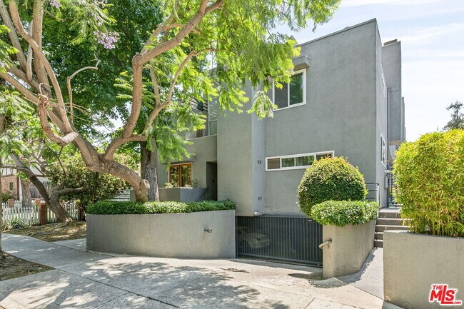 Building Photo - 2408 34th St
