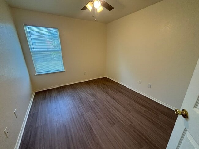 Building Photo - Nice Single Story Home in Eagle Mtn ISD with community pool