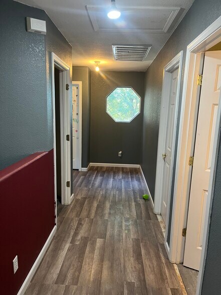 Building Photo - 13685 E Shadow Pines Ln