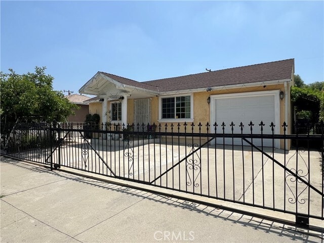 Primary Photo - 14018 Benbow St