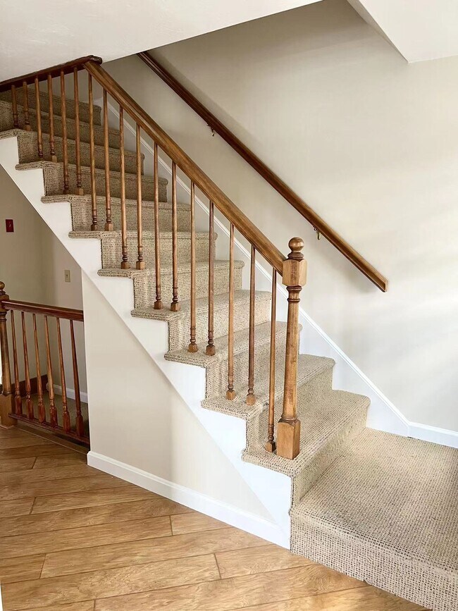 Building Photo - 200 Heroux Blvd