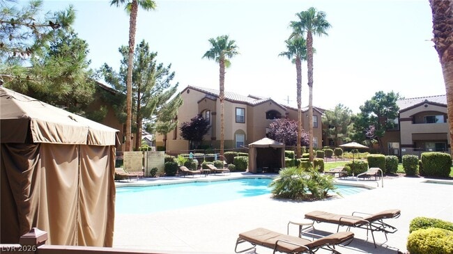 Building Photo - 5055 W Hacienda Ave