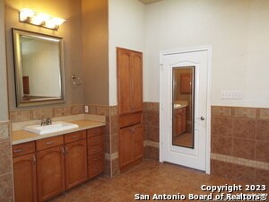 Building Photo - 414 Shannon Ridge Dr