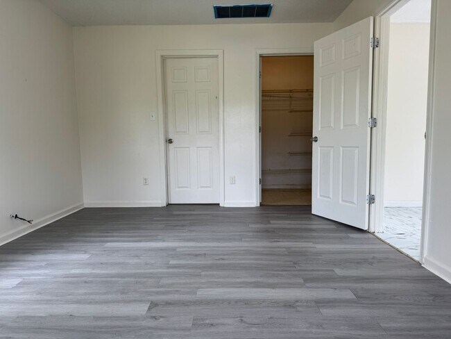 Building Photo - Contact Joshua LaFever 501-230-6424