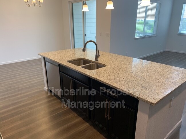 Building Photo - 811 Marine Corps Dr