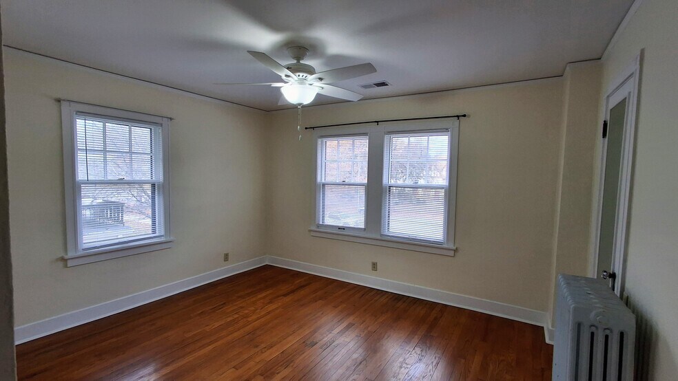 Building Photo - 417 E Meyer Blvd