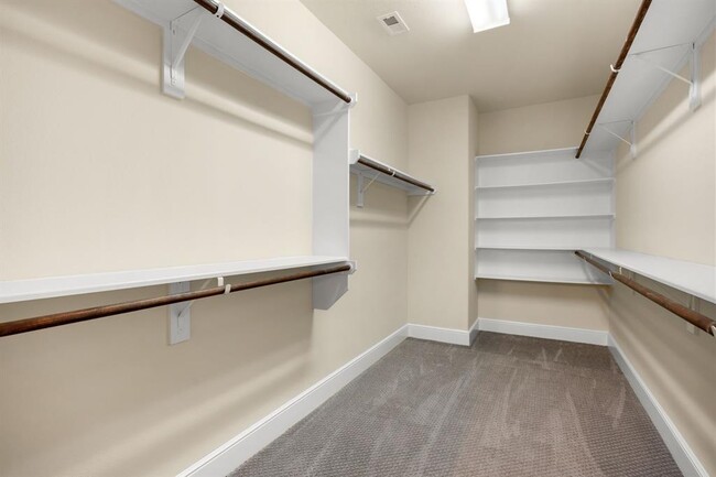 Building Photo - 5822 Crawford Hill Ln