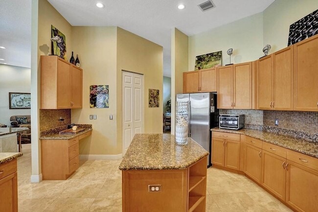 Building Photo - 14985 SW 38th St