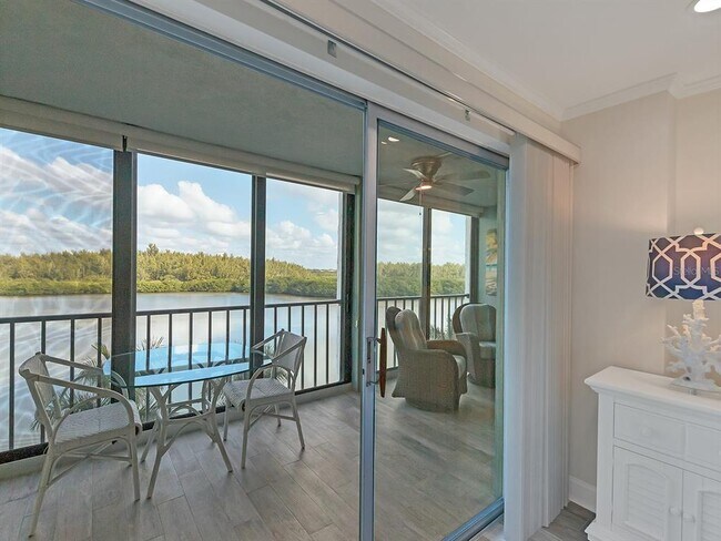 Building Photo - 9397 Midnight Pass Rd