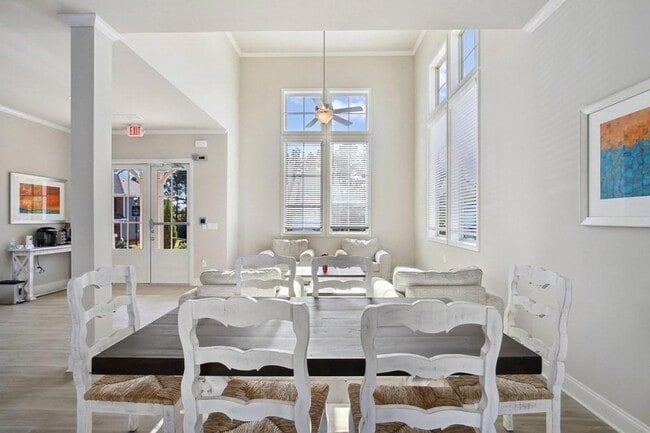 Building Photo - 1852 Auburn Rd