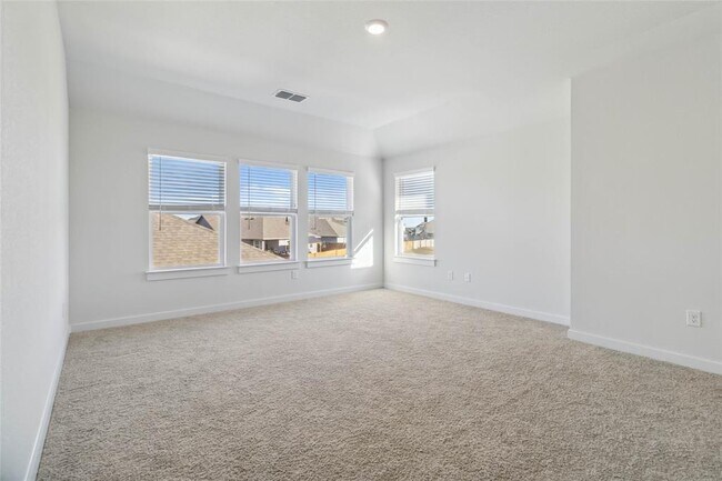 Building Photo - 217 Snowbell St