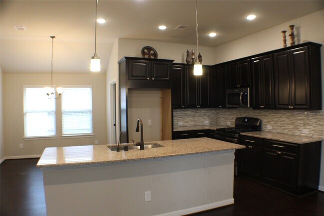 Building Photo - 8115 Anderwood Knl Trce