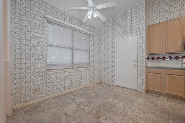 Building Photo - 12214 Elk Meadow Dr