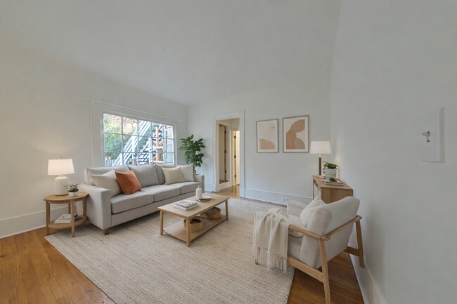 Building Photo - morrow